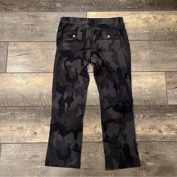 prAna Halle Straight Womens Hiking Pant II Charcoal Camo Size 14R  display picture 1